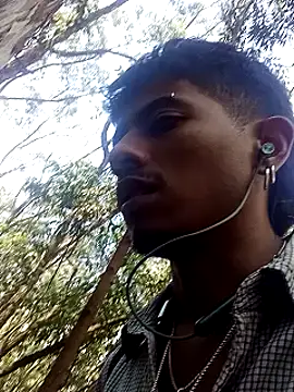 SkinniYamo online show from March 9, 7:18 pm