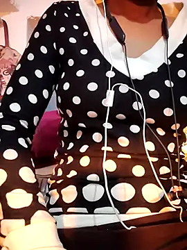 Hot-Rubyy online show from December 2, 3:51 pm