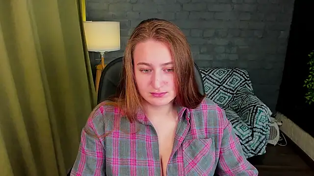 Snapshot of Sofi_Mell chatting on November 8, 12:27 pm Sofi Mell online show from November 8, 12:27 pm