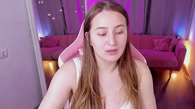 Snapshot of Sofi_Mell chatting on November 25, 12:38 pm Sofi Mell online show from November 25, 12:38 pm