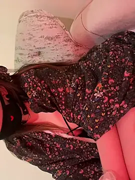 Snapshot of Soso-bigass chatting on April 4, 9:56 pm Soso-bigass online show from April 4, 9:56 pm