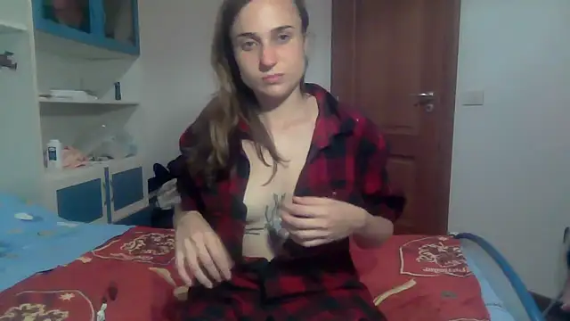 SinnEmily online show from April 21, 6:23 pm