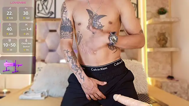 Snapshot of Andrew_Haalls chatting on November 17, 8:58 pm Andrew Haalls online show from November 17, 8:58 pm