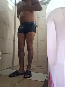 Snapshot of sanz957 chatting on January 9, 3:31 am sanz957 online show from January 9, 3:31 am