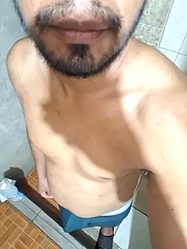 Snapshot of sanz957 chatting on March 1, 3:30 am sanz957 online show from March 1, 3:30 am