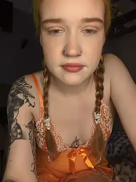 mattiethebaddieee online show from January 11, 1:10 am