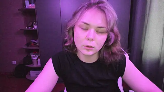 sophia lix online show from November 24, 4:12 am