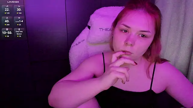 sophia lix online show from May 24, 9:25 am