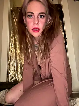 Snapshot of roxiebaby chatting on November 12, 4:35 am roxiebaby online show from November 12, 4:35 am