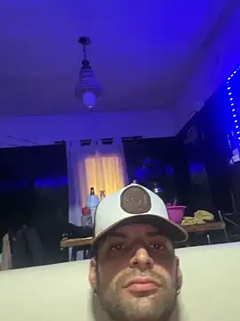 Elbrosss1992 online show from April 17, 9:07 pm