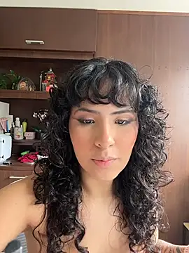 Snapshot of SugarTroubl33 chatting on October 30, 1:12 pm SugarTroubl33 online show from October 30, 1:12 pm