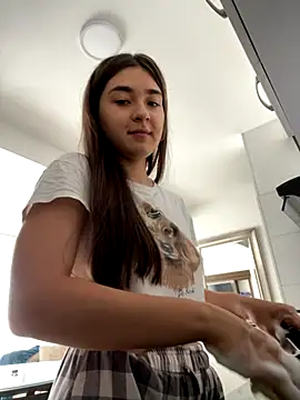 Snapshot of Valentina_ro chatting on November 1, 4:20 pm Valentina ro online show from November 1, 4:20 pm