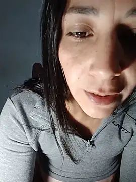 Snapshot of marinax11 chatting on May 22, 12:11 pm marinax11 online show from May 22, 12:11 pm