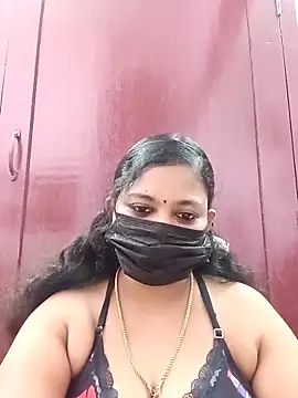 Snapshot of Mandhra28 chatting on November 7, 6:41 pm Mandhra28 online show from November 7, 6:41 pm