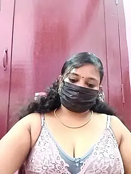 Snapshot of Mandhra28 chatting on November 11, 7:03 pm Mandhra28 online show from November 11, 7:03 pm