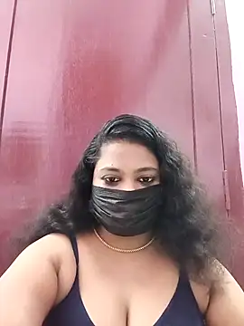 Snapshot of Mandhra28 chatting on November 20, 6:46 am Mandhra28 online show from November 20, 6:46 am