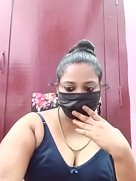 Snapshot of Mandhra28 chatting on November 20, 6:51 pm Mandhra28 online show from November 20, 6:51 pm