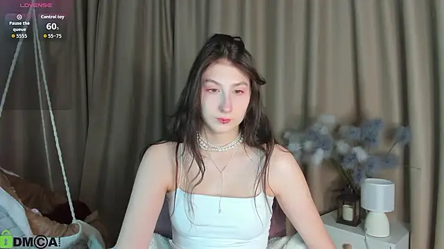 Snapshot of May_Yam chatting on February 1, 1:15 am May Yam online show from February 1, 1:15 am