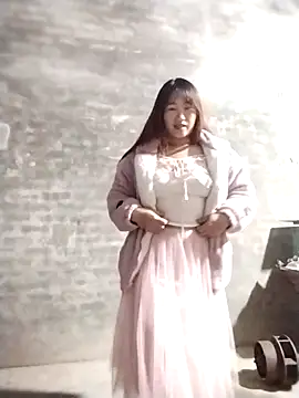 Snapshot of emini-xx chatting on November 27, 10:12 pm emini-xx online show from November 27, 10:12 pm