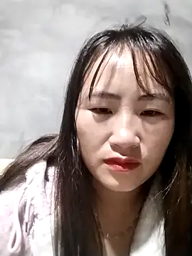 Snapshot of emini-xx chatting on December 2, 1:44 am emini-xx online show from December 2, 1:44 am