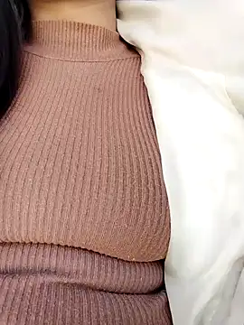 emini-xx online show from February 6, 5:12 am