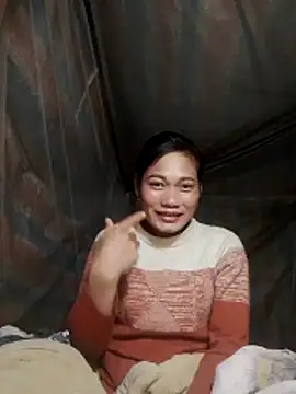 Snapshot of doggy-00 chatting on November 15, 8:27 pm doggy-00 online show from November 15, 8:27 pm