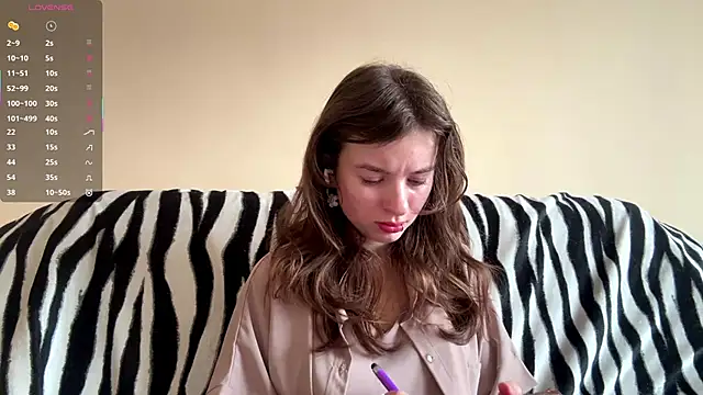 Snapshot of BunkedTempter chatting on December 14, 7:03 am BunkedTempter online show from December 14, 7:03 am