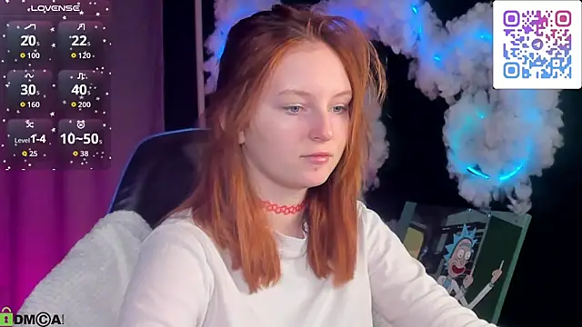 Snapshot of AngelWisee chatting on February 2, 2:21 am AngelWisee online show from February 2, 2:21 am