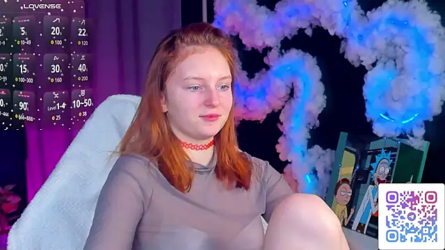 Snapshot of AngelWisee chatting on February 9, 2:59 am AngelWisee online show from February 9, 2:59 am