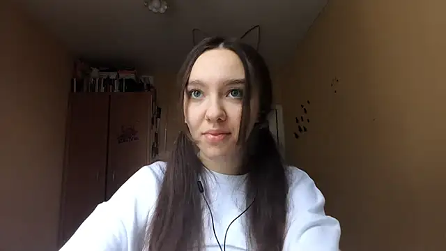 Kimixoo online show from November 8, 9:53 am