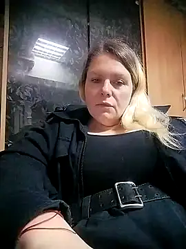 Snapshot of Lana-murr chatting on November 1, 7:21 am Lana-murr online show from November 1, 7:21 am