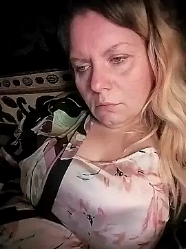 Snapshot of Lana-murr chatting on November 15, 6:26 pm Lana-murr online show from November 15, 6:26 pm