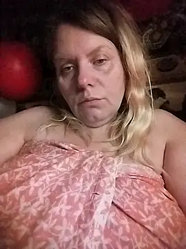 Snapshot of Lana-murr chatting on February 23, 11:24 pm Lana-murr online show from February 23, 11:24 pm