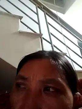 Snapshot of bella-la chatting on November 5, 11:21 am bella-la online show from November 5, 11:21 am