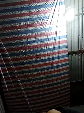 Snapshot of bella-la chatting on November 9, 10:57 am bella-la online show from November 9, 10:57 am