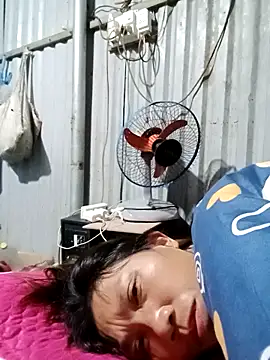 Snapshot of bella-la chatting on November 12, 7:46 pm bella-la online show from November 12, 7:46 pm