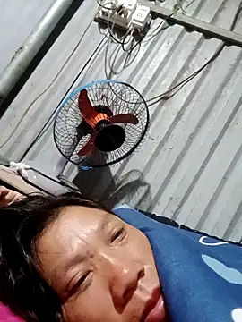 Snapshot of bella-la chatting on November 13, 8:08 pm bella-la online show from November 13, 8:08 pm