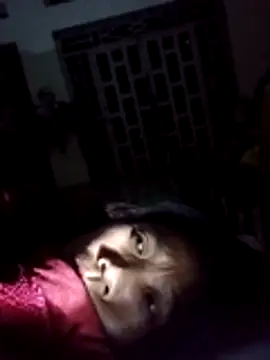 Snapshot of bella-la chatting on November 21, 9:46 pm bella-la online show from November 21, 9:46 pm