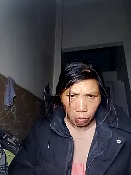 Snapshot of bella-la chatting on December 4, 12:25 pm bella-la online show from December 4, 12:25 pm