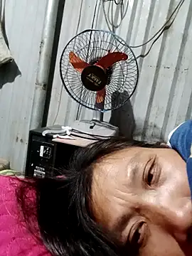 bella-la online show from December 22, 11:07 am