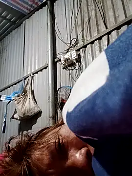 bella-la online show from February 1, 7:23 pm