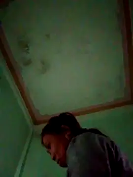 bella-la online show from February 11, 12:48 am