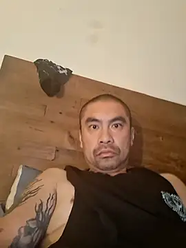 Stronggdragon85 online show from May 9, 4:56 pm