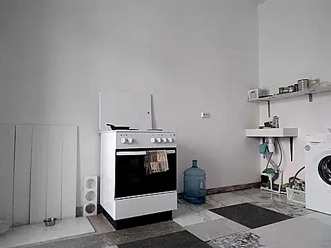 Snapshot of Anneta280671 chatting on February 24, 9:40 am Anneta280671 online show from February 24, 9:40 am