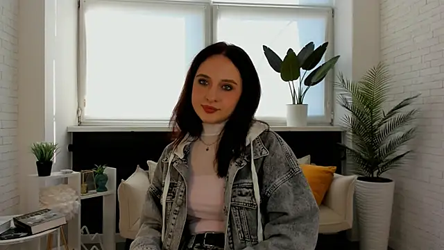 Snapshot of TalishaSturdy chatting on October 31, 9:43 am TalishaSturdy online show from October 31, 9:43 am