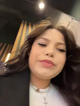 Kissy Moon online show from November 14, 3:11 pm