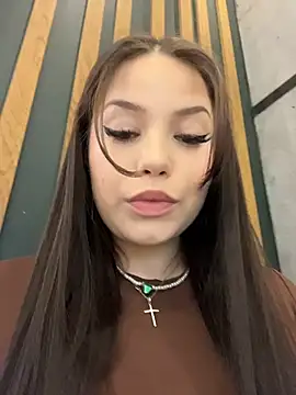 Kissy Moon online show from November 17, 3:51 pm