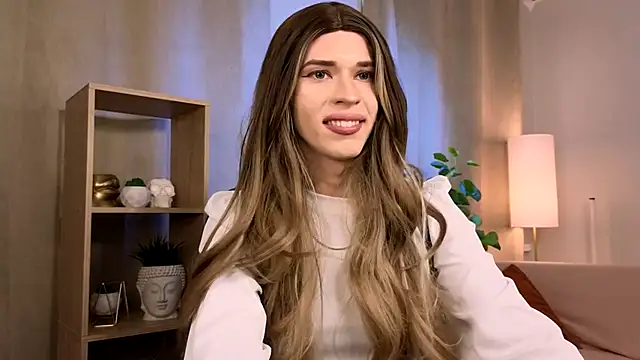 Snapshot of Branda_Kelly chatting on November 27, 1:46 pm Branda Kelly online show from November 27, 1:46 pm