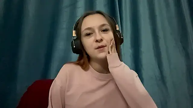 Snapshot of HOTBellakle chatting on November 13, 3:55 pm HOTBellakle online show from November 13, 3:55 pm