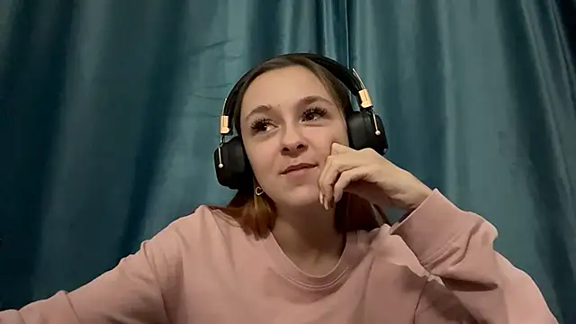 Snapshot of HOTBellakle chatting on November 14, 3:11 pm HOTBellakle online show from November 14, 3:11 pm